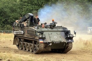 В чем особенность британских БТР FV430 Bulldog: основные характеристики