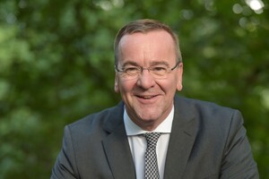 Министр внутренних дел Нижней Саксонии станет министром обороны Германии
