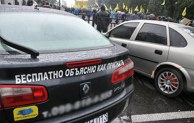 Как война изменила средний возраст авто в Украине и какие модели были наиболее востребованными