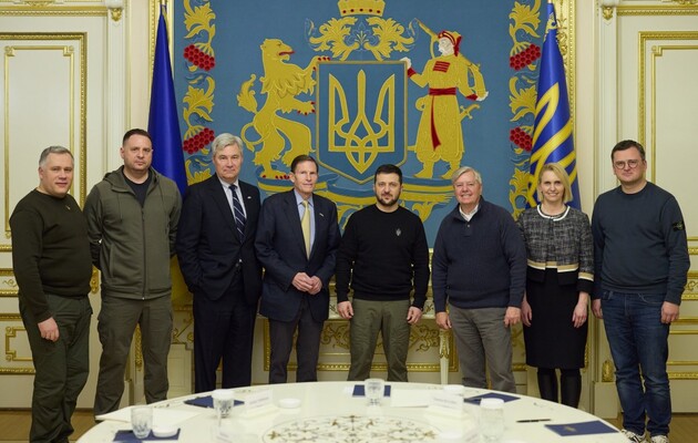 Сенатори обох партій розчаровані через затримку постачання танків в Україну