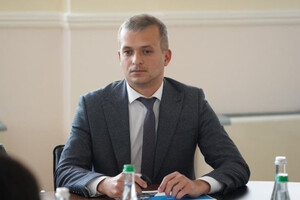 В Мининфраструктуры пообещали уволить задержанного за взятку Лозинского