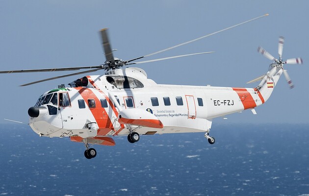 Украина получила еще один вертолет Sea King от Британии