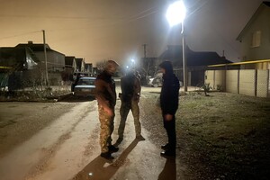 В оккупированном Крыму с ночи проводят обыски у крымских татар, есть задержаные