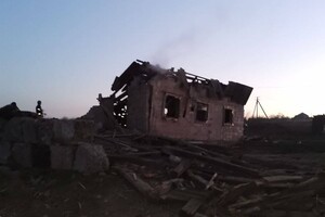 Войска РФ ударили по жилому дому в Запорожье: погибла женщина