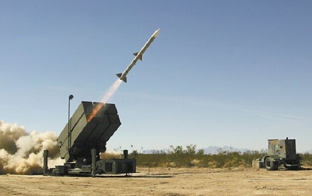 Зенітні ракети і бронетехніка: Бельгія оголосила найбільший пакет допомоги Україні