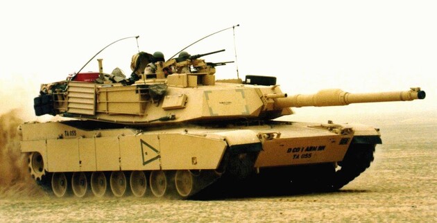 Forbes: Україна отримає танки Abrams без броні з ураном
