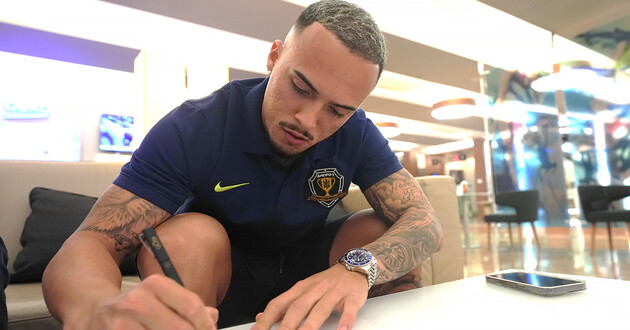 Пеглоу гратиме за "Дніпро-1" в оренді