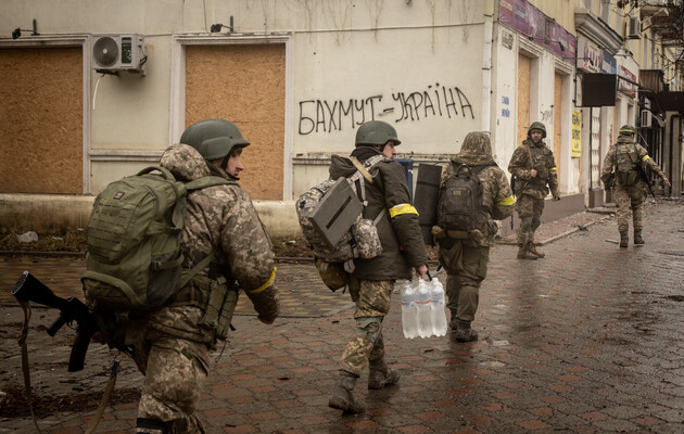 Разведка Эстонии: выиграв время, украинские Вооруженные силы, вероятно, отойдут от Бахмута