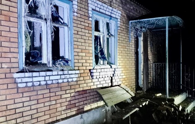 Никопольский район снова под обстрелами. В Днепропетровской облраде сообщили, как прошла ночь