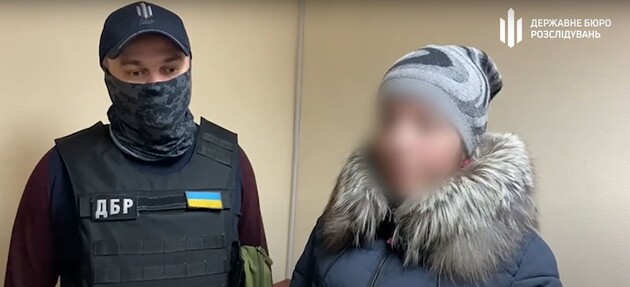 На Харківщині затримали колишню правоохоронницю, яка працювала на окупантів