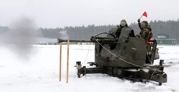 Литва передала Україні десятки зенітних установок L-70 з боєприпасами