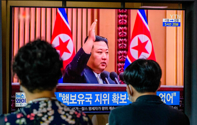 Ким Чен Ын призвал к укреплению армии Северной Кореи