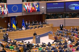 Угроза Европе сегодня – это диктатор с безумными запасами оружия - Зеленский в Европарламенте