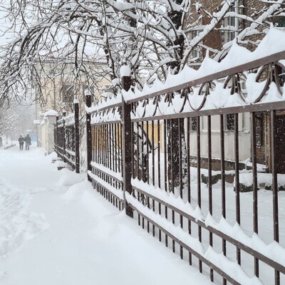 Сніг та потепління: синоптик дав прогноз погоди на вихідні