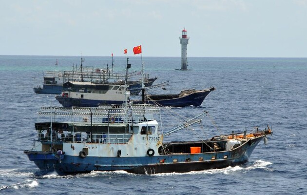 Корабль ВМС Китая вошел в территориальные воды Японии