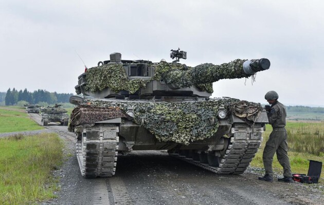 Украинские военные будут учиться на танках Leopard 2 около восьми недель — Spiegel