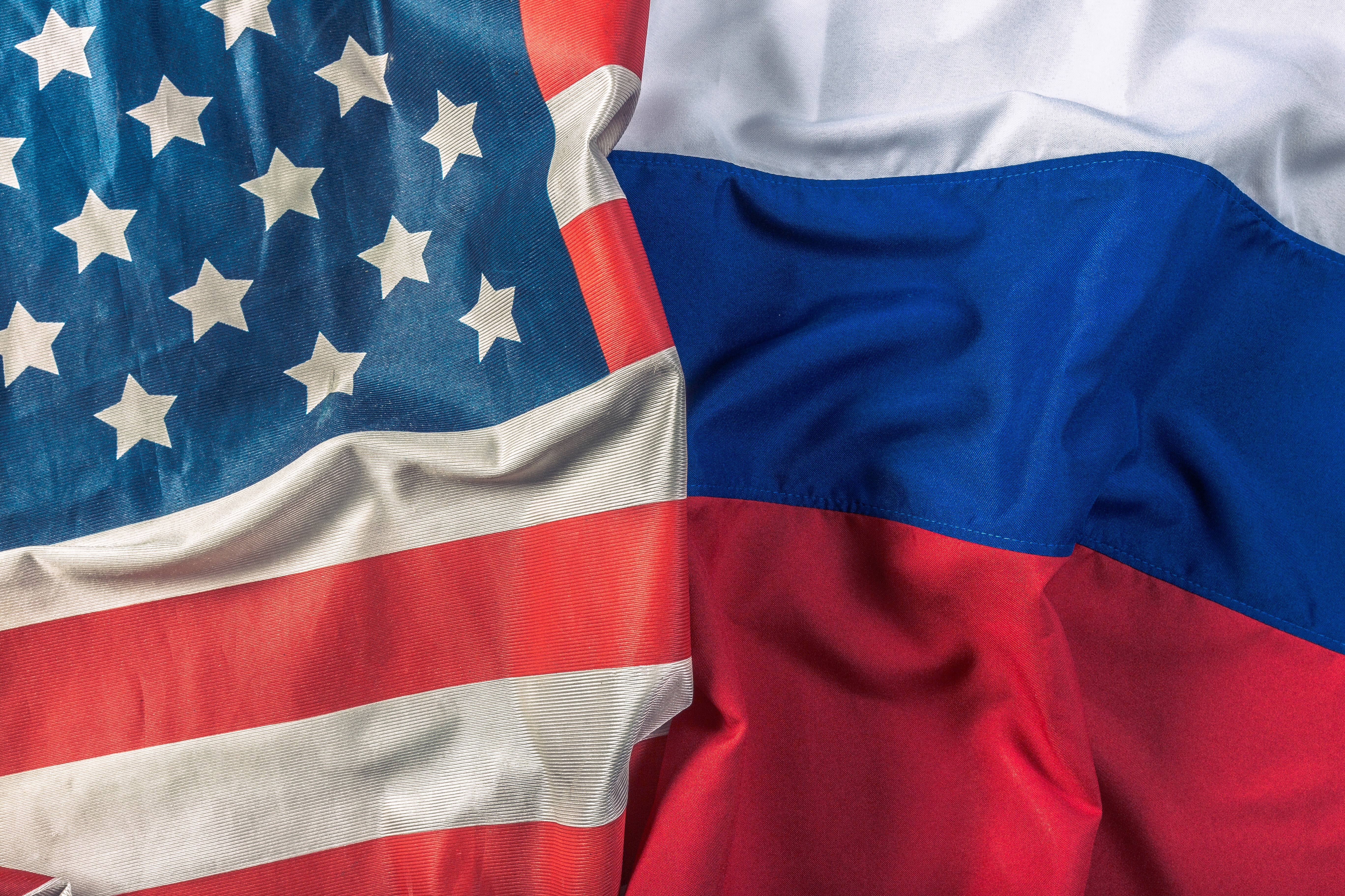 Посольство США в Москве призвало американцев покинуть РФ