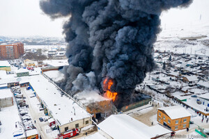 У Росії масштабно горить черговий склад - знову у Красноярську