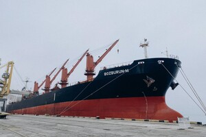 Украина из-за действий России увеличивает тоннажность суден, которые экспортируют зерно