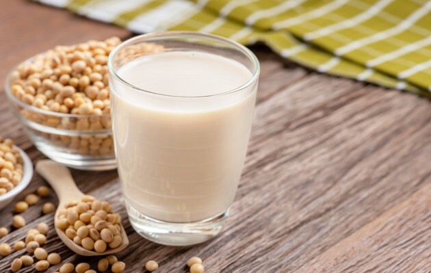 В Україні соєве молоко у січні подорожчало більше, ніж традиційне