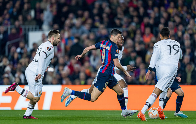 "Барса" та МЮ видали результативний поєдинок