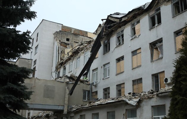Россияне обстреляли Харьков. В городе есть несколько прилетов и раненные