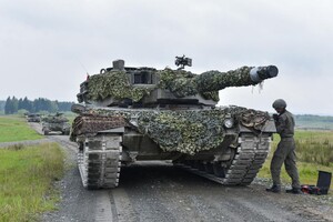 З Польщі до України прибули перші танки Leopard 2