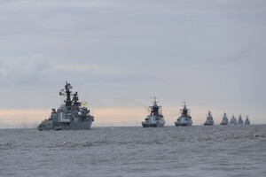 Росіяни відводять свої кораблі у Чорному морі все далі від підконтрольного Україні берегу – Гуменюк