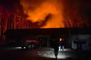 В Святогорске оккупанты обстреляли пожарную часть: есть погибшие и раненые