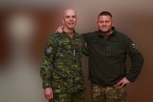 Залужный обсудил военную помощь с главой Штаба обороны Вооруженных сил Канады