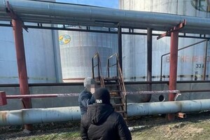 СБУ провела обшуки у «Укрнафти» та «Укртатнафти»