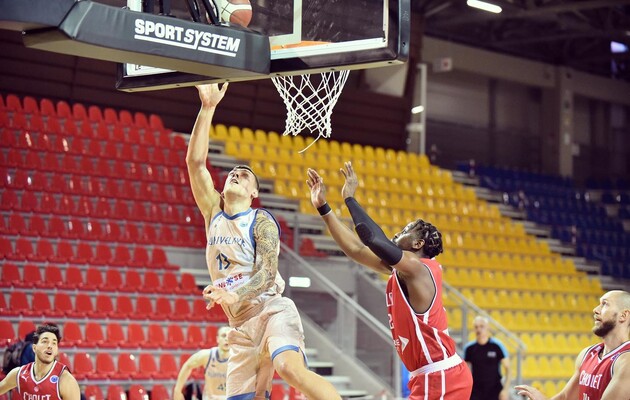 "Будивельник" принимал "Шоле" в Италии