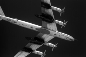 Угроза ракетоносцев Ту-95 и Ту-22м3 не миновала: радиограммы боевого запуска