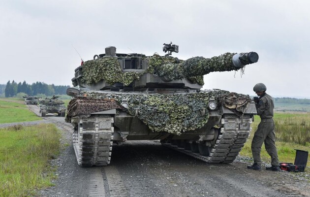 В Германии украинские военные завершают обучение на танках Leopard 2