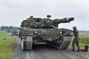 В Германии украинские военные завершают обучение на танках Leopard 2