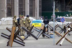 В Киеве уберут некоторые блокпосты, часть переведут в 