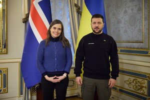 Зеленский подписал совместную декларацию с премьер-министром Исландии