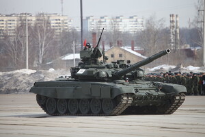 Окупанти втратили в Україні щонайменше 15 бойових танків Т-90М