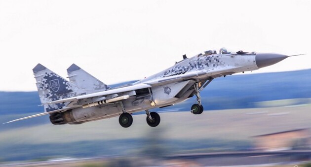 Украина получит от Словакии 13 истребителей МиГ-29