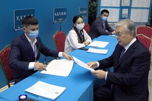 Вибори в Казахстані: партія президента Токаєва набрала більше половини голосів 