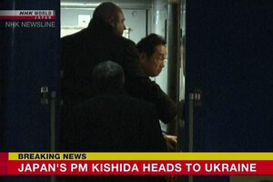 До України приїхав прем'єр Японії – ЗМІ