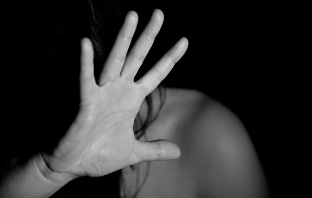 История об изнасиловании девушки на Закарпатье: во время рассмотрения в суде дело переквалифицировали