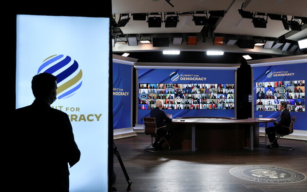 Саммит за демократию - Украина примет участие в инициированном США мероприятии