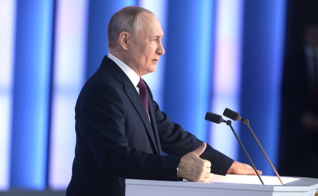 The Guardian: Путин готовит россиян к вечной войне и ему удается