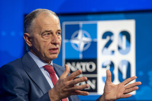 Мы не видим риска неизбежного военного нападения России на Молдову – заместитель главы НАТО