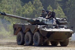 Французские колесные танки AMX-10RC впервые замечены в использовании ВСУ