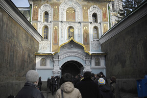 Мы думали, что они имеют отношение к Богу, а оказалось, что к ФСБ: Данилов рассказал, что будет с Киево-Печерской лаврой после выселения русской церкви