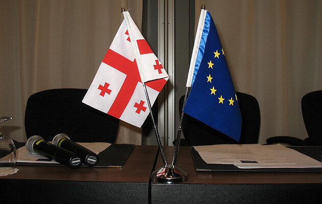 Евросоюз намерен предоставить Грузии статус кандидата, но при одном условии