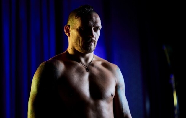 Усик будет защищать свои титулы