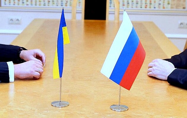 Усе менше українців вважають переговори з Росією потрібними зараз для досягнення миру – опитування